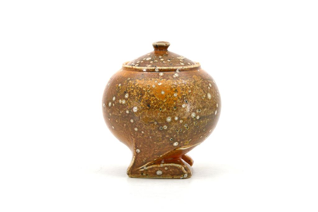Two-footed spice jar 020