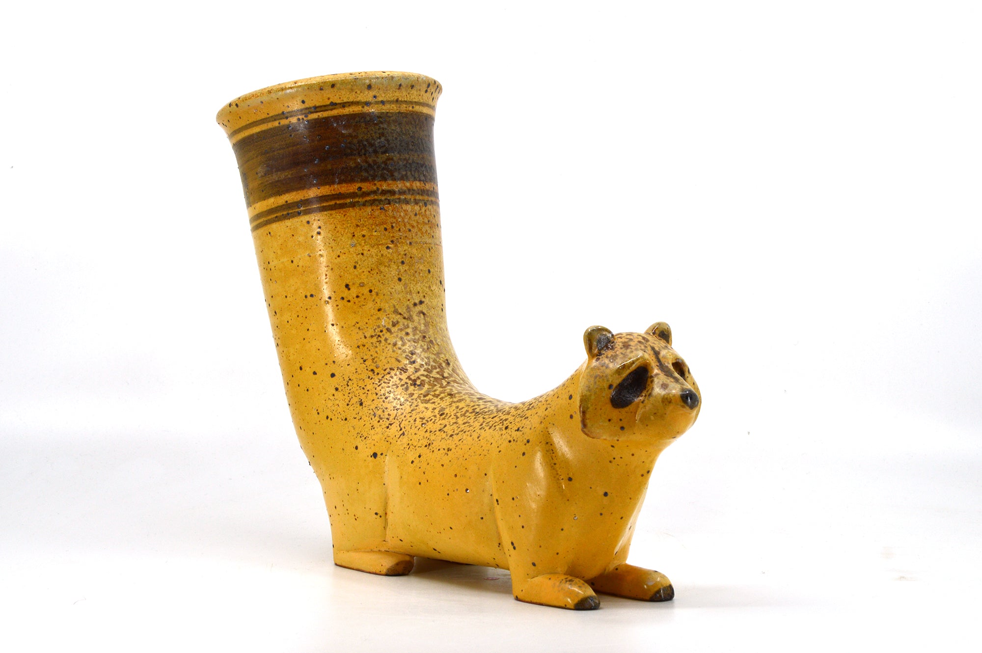 Racoon Rhyton 052