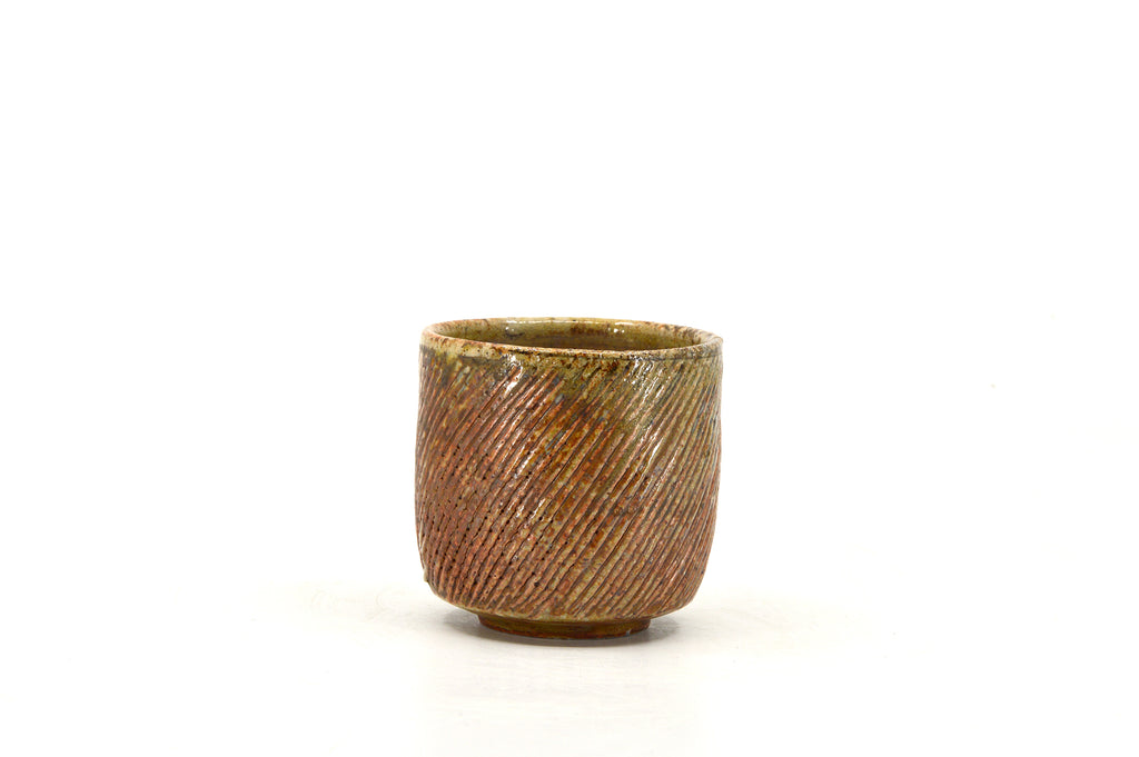 Diagonal fluted sipper 072