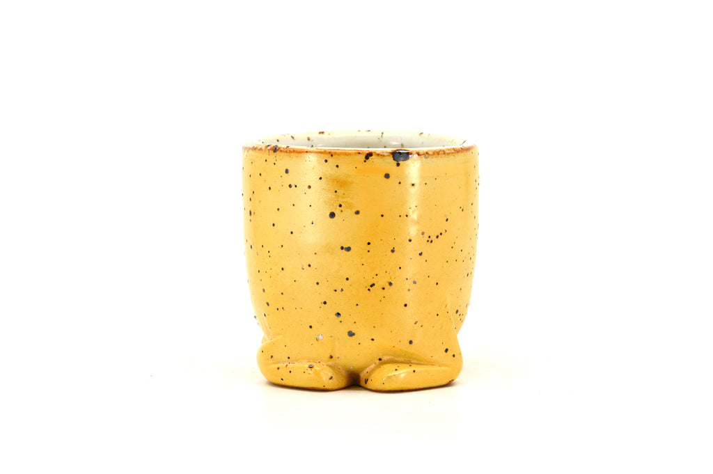 Yellow Footed Cup 075