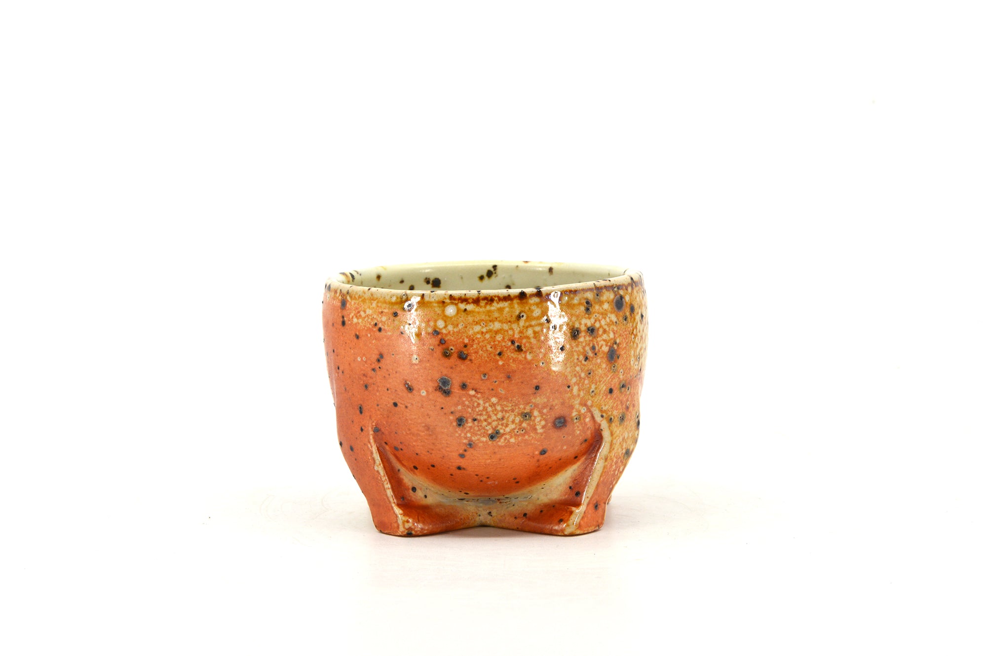 Red Footed Cup 081